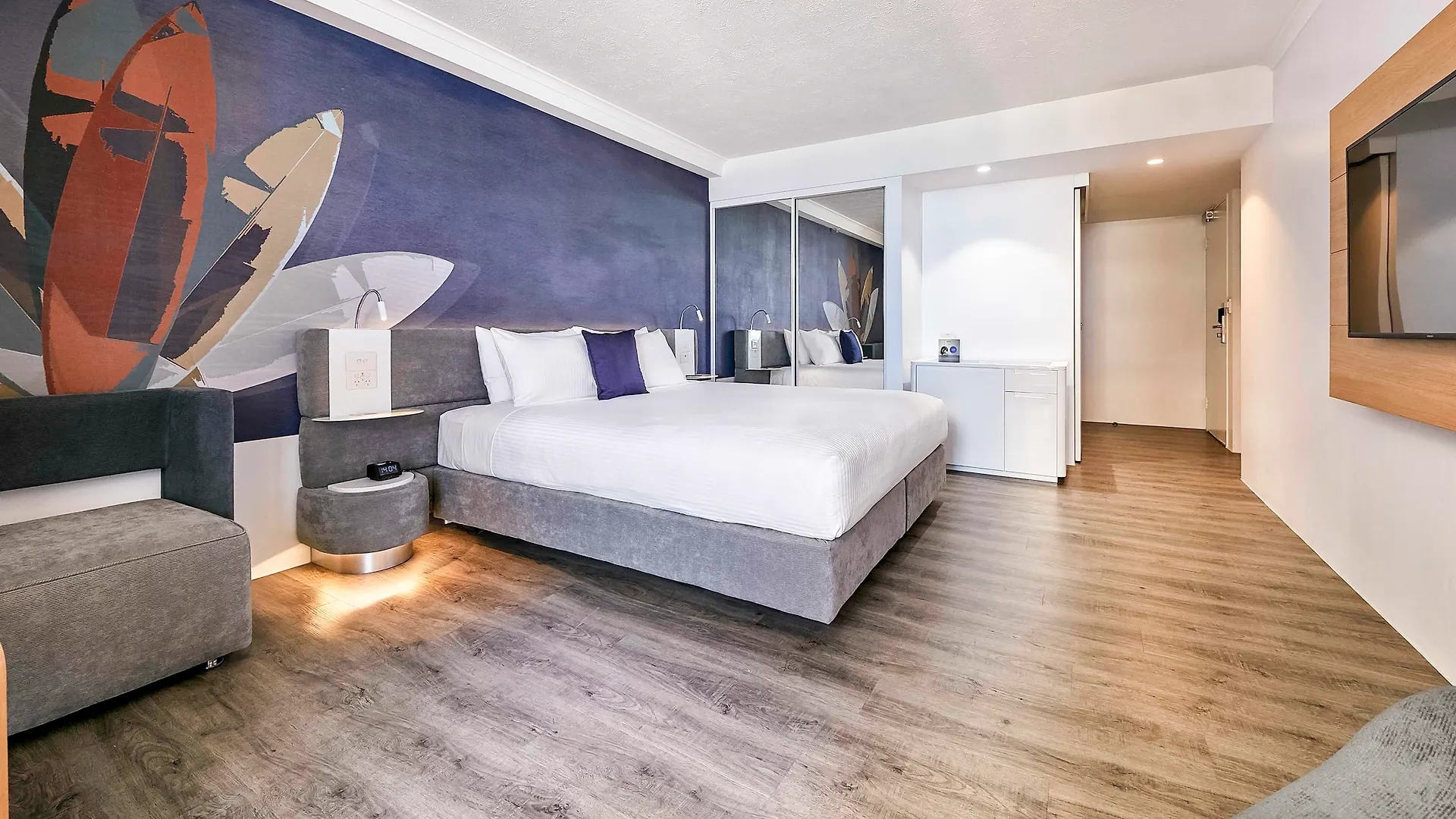 Novotel Surfers Paradise Голд-Кост 4*,