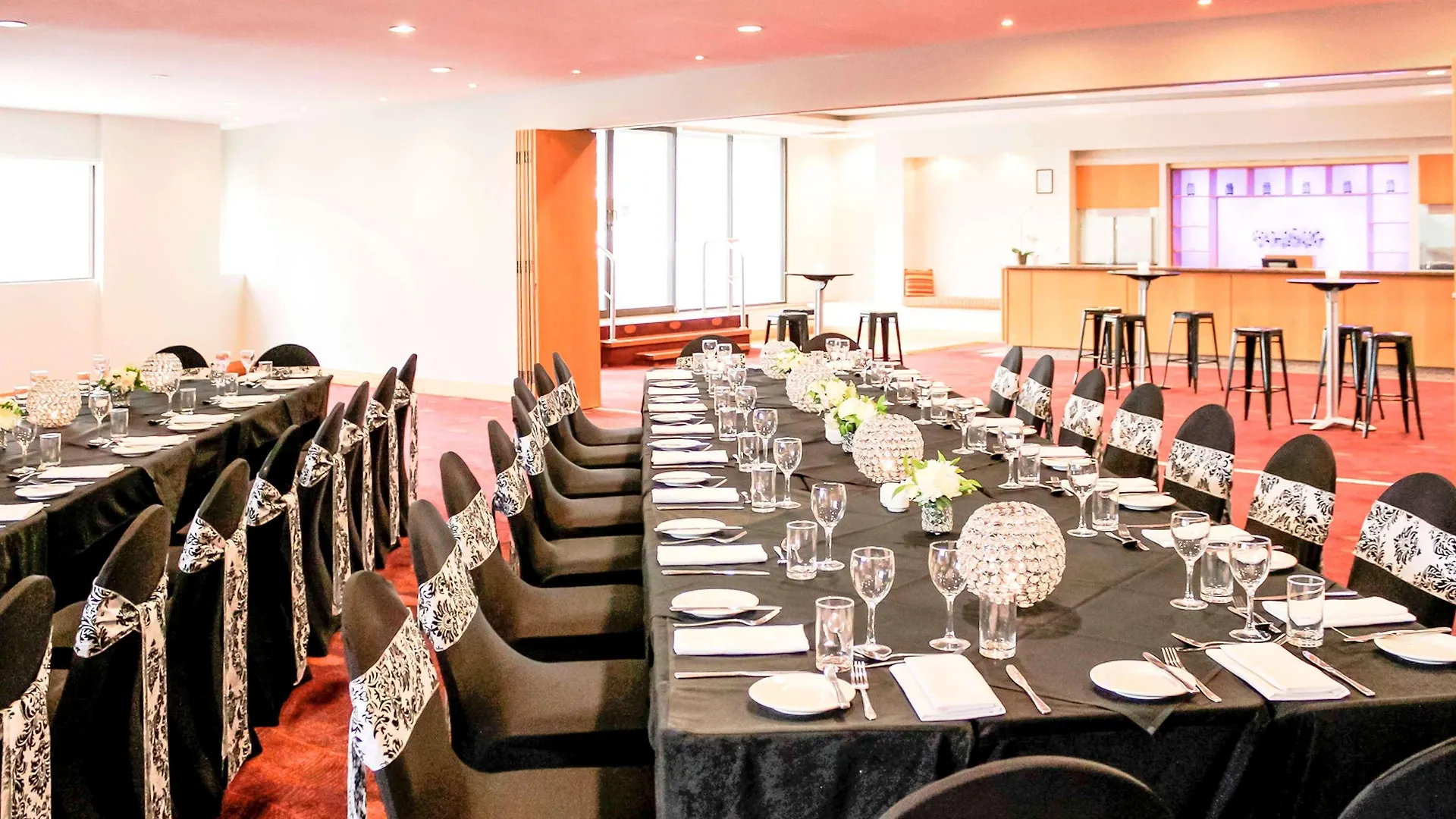 Novotel Surfers Paradise Голд-Кост 4*,  Австралия
