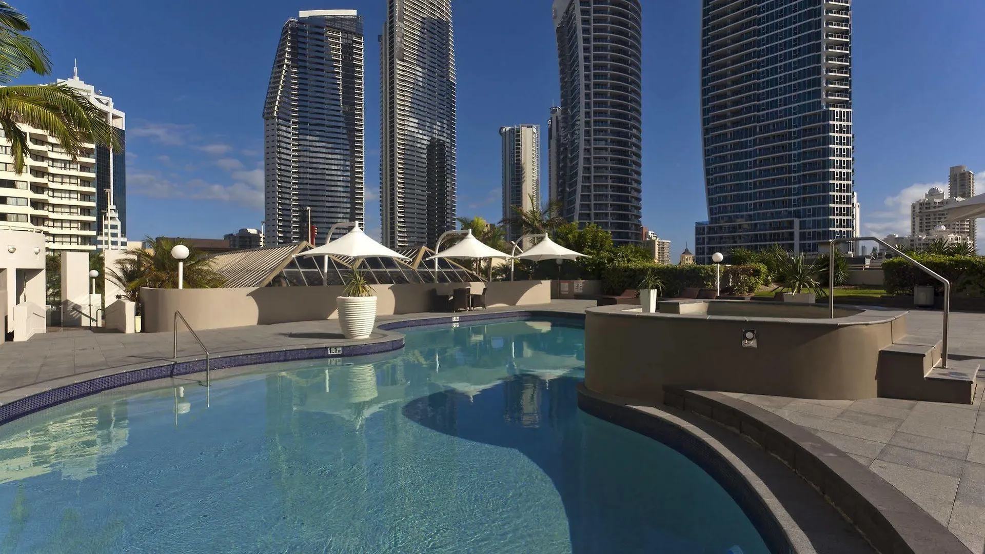 Novotel Surfers Paradise Голд-Кост